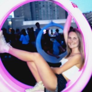 Meet your Posher, Holly